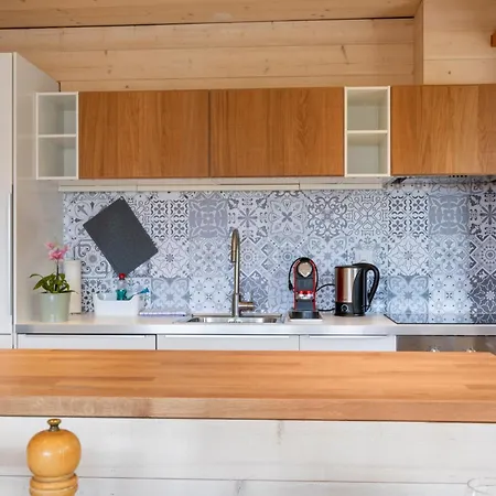 Avec Terrasse, Proche Du Centre Lägenhet