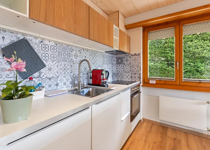 Avec Terrasse, Proche Du Centre Appartement