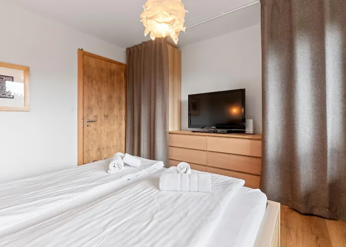 Appartement Avec Terrasse, Proche Du Centre Crans-Montana